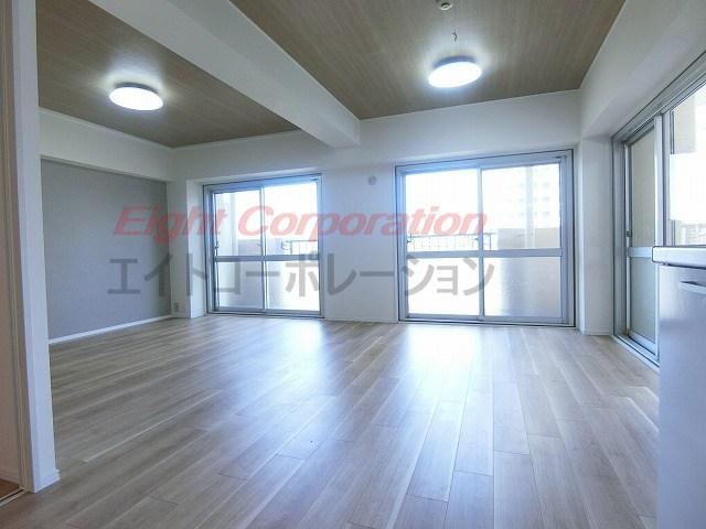 2DK apartment in Nishi Ward, Osaka - Photo 1