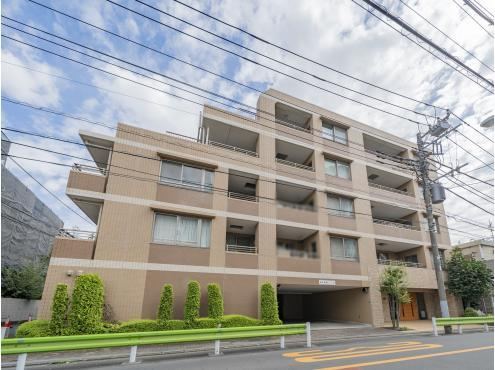 3LDK apartment in Kita Ward, Tokyo - Photo 1