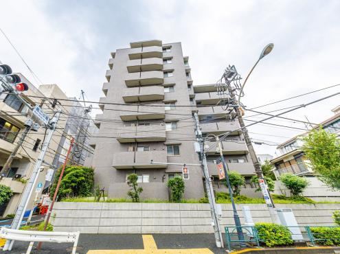 3LDK apartment in Suginami Ward, Tokyo - Photo 1