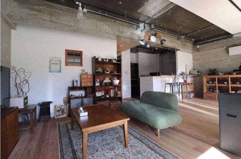 2LDK+S apartment in Matsudo, Chiba - Photo 1