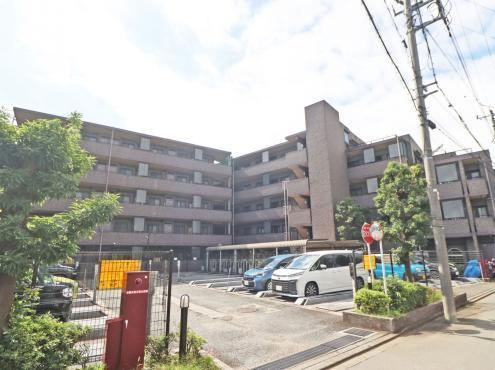 2LDK+S apartment in Higashimurayama, Tokyo - Photo 1