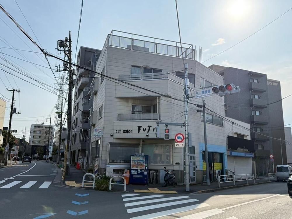 7LDK+S house in Setagaya Ward, Tokyo - Photo 1