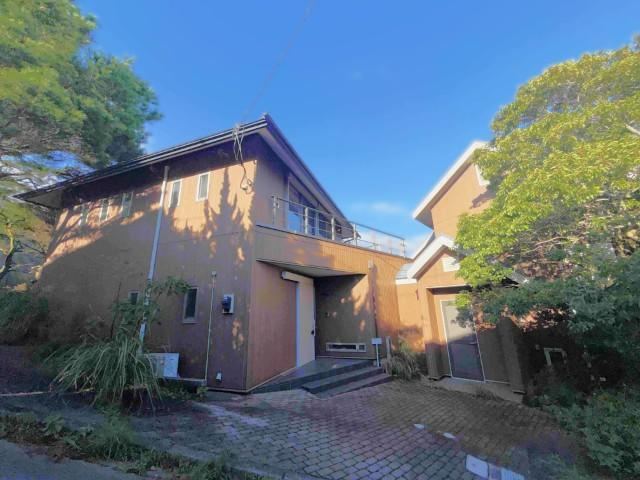 5LDK house in Atami, Shizuoka - Photo 1