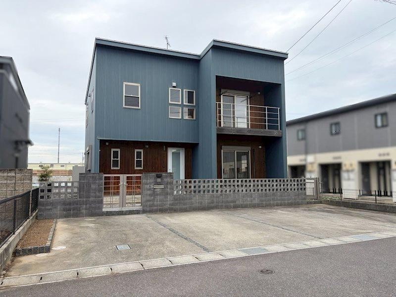4LDK house in Suzuka, Mie - Photo 1