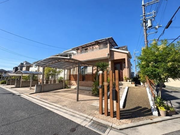 4LDK+S house in Yao, Osaka - Photo 1