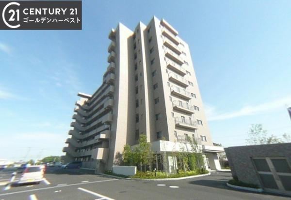 4LDK apartment in Mito, Ibaraki - Photo 1