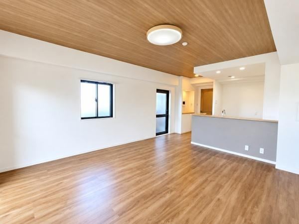3LDK apartment in Tempaku Ward, Nagoya, Aichi - Photo 1