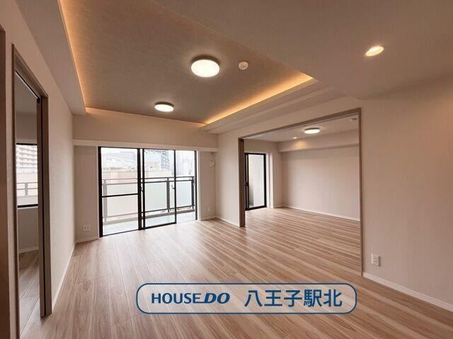 3LDK apartment in Hachioji, Tokyo - Photo 1