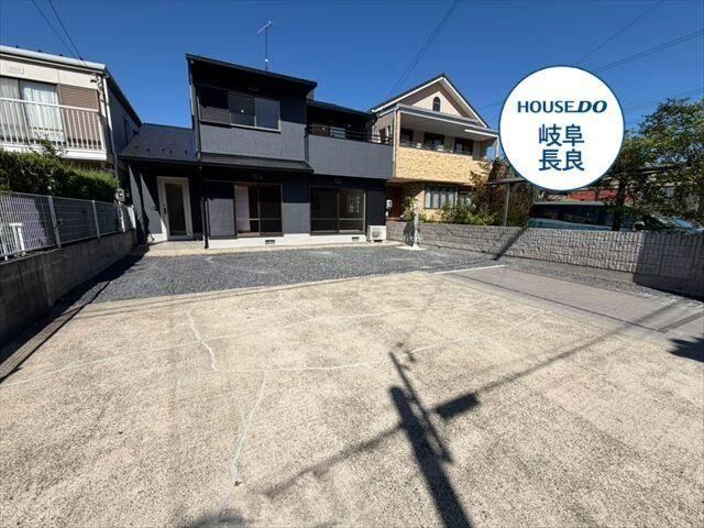 5LDK house in Gifu, Gifu - Photo 1