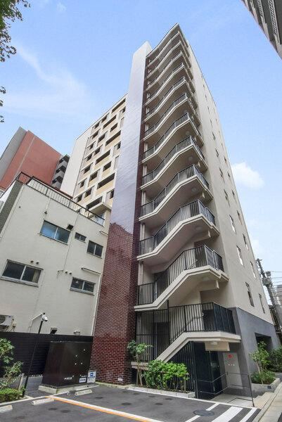 2LDK apartment in Itabashi Ward, Tokyo - Photo 1