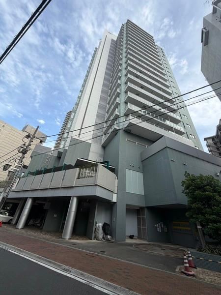 3LDK apartment in Mitaka, Tokyo - Photo 1