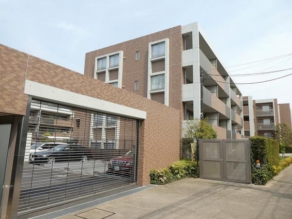 3LDK apartment in Suginami Ward, Tokyo - Photo 1