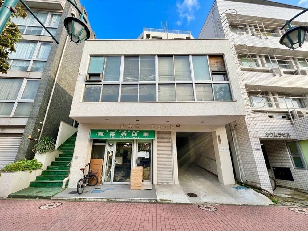 2DK apartment in Ota Ward, Tokyo - Photo 1