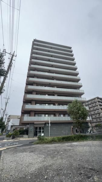2LDK+S apartment in Adachi Ward, Tokyo - Photo 1