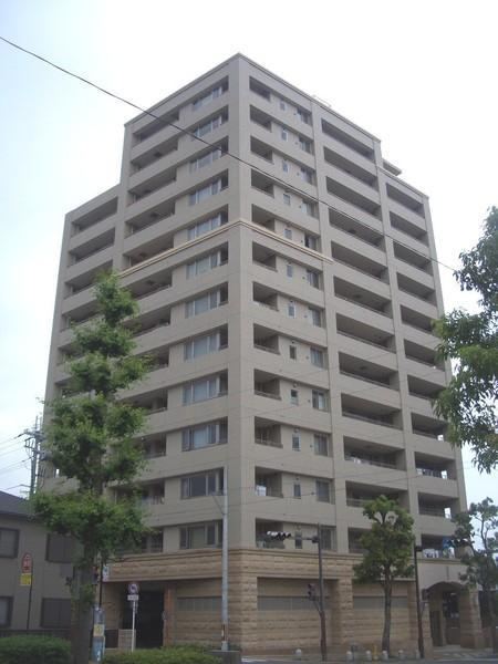 4LDK apartment in Otsu, Shiga - Photo 1
