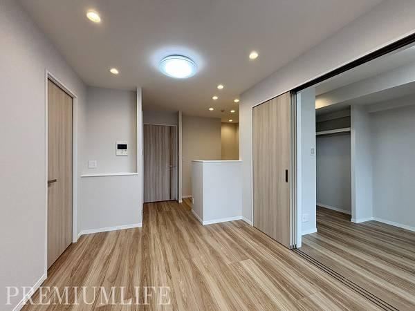 2LDK apartment in Edogawa Ward, Tokyo - Photo 1