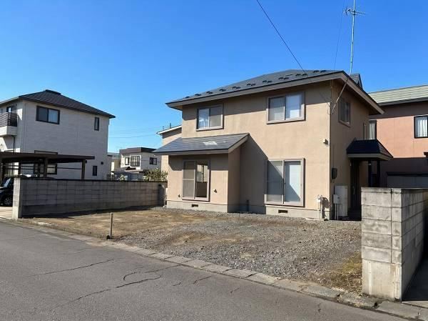 3LDK+S house in Kuroishi, Aomori - Photo 1