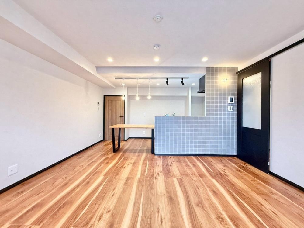 3LDK apartment in Koto Ward, Tokyo - Photo 1