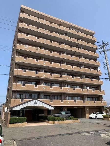 4LDK apartment in Tsuruga, Fukui - Photo 1