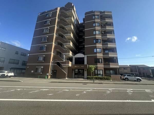 3LDK apartment in Hakusan, Ishikawa - Photo 1