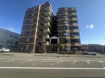 3LDK apartment in Hakusan