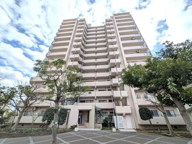 3LDK apartment in Yachiyo, Chiba - Photo 1