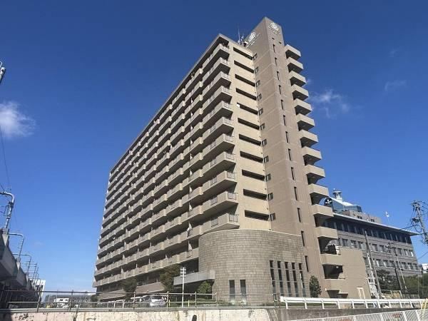 3LDK apartment in Toyama, Toyama - Photo 1