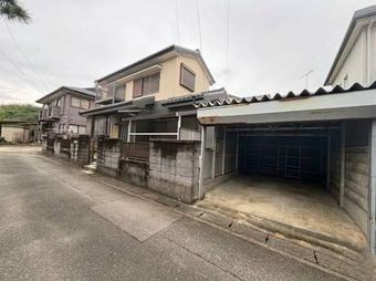 4DK house in Chita District