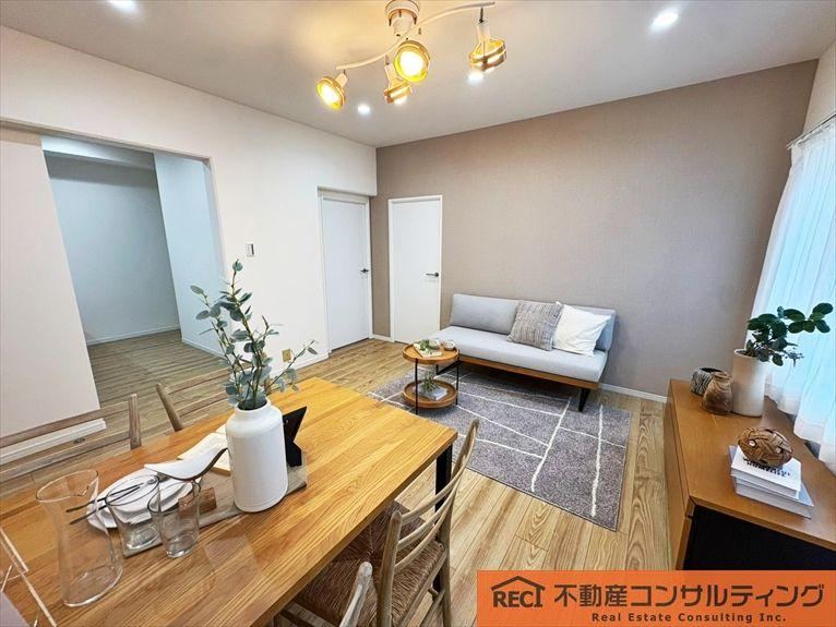 2LDK apartment in Higashinada Ward, Kobe, Hyogo - Photo 1