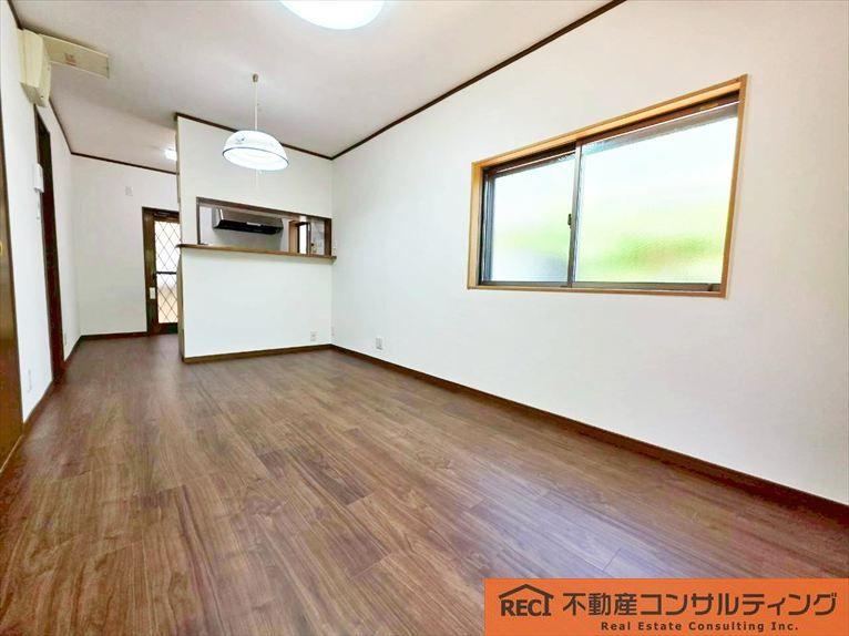 3LDK house in Higashinada Ward, Kobe, Hyogo - Photo 1