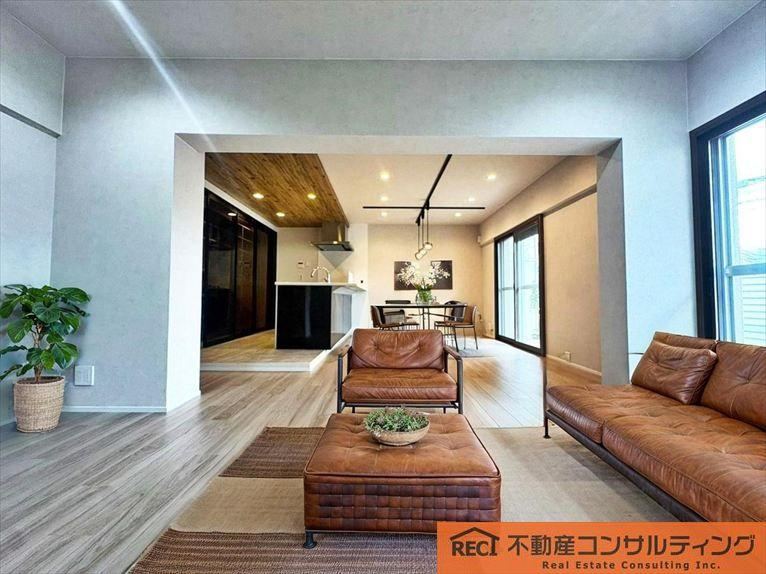 5LDK apartment in Nada Ward, Kobe, Hyogo - Photo 1