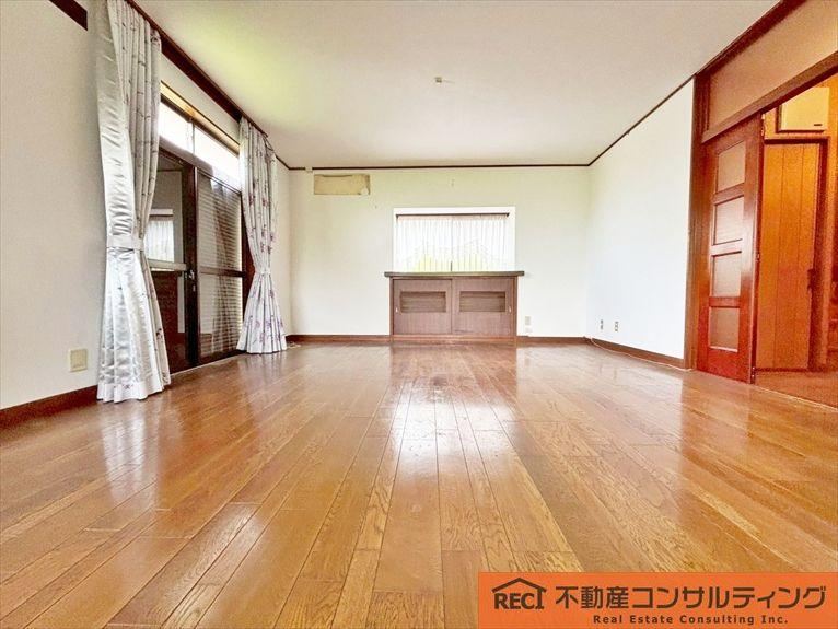 4LDK house in Nishinomiya, Hyogo - Photo 1