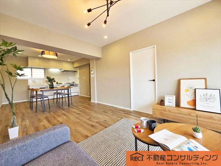 3LDK apartment in Nishinomiya, Hyogo - Photo 1