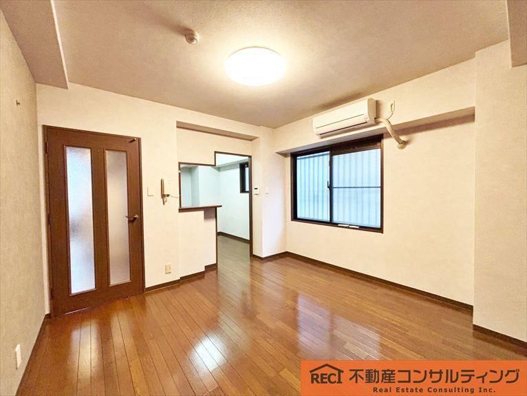 2LDK apartment in Nishinomiya, Hyogo - Photo 1