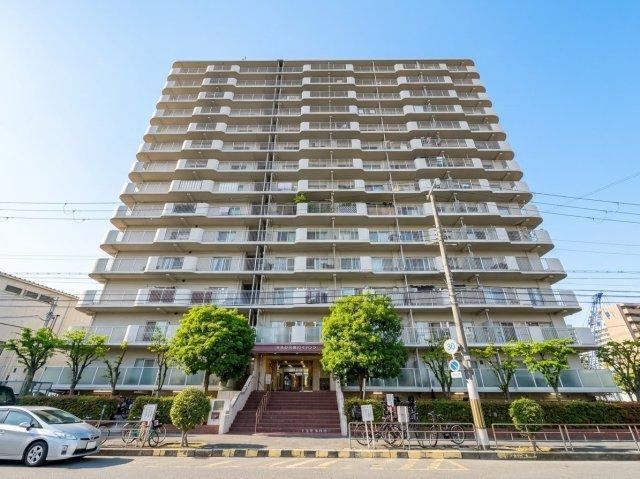 3LDK apartment in Taisho Ward, Osaka - Photo 1
