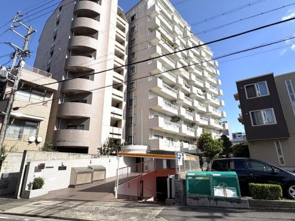 2LDK apartment in Naka Ward, Nagoya, Aichi - Photo 1
