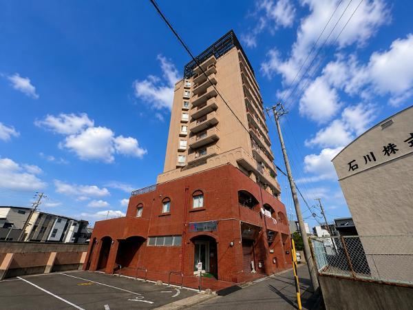 3LDK apartment in Nakagawa Ward, Nagoya, Aichi - Photo 1