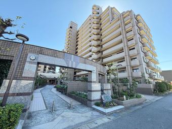 3LDK apartment in Kitanagoya