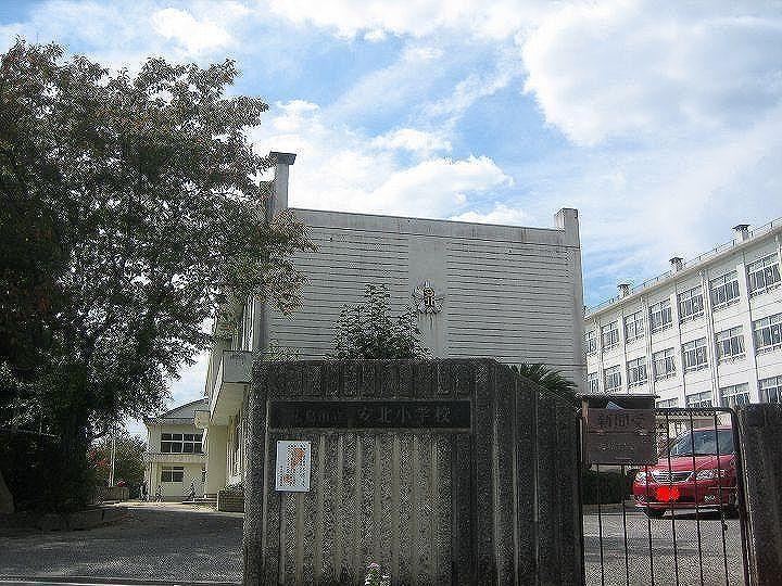 4DK house in Asaminami Ward, Hiroshima - Photo 1