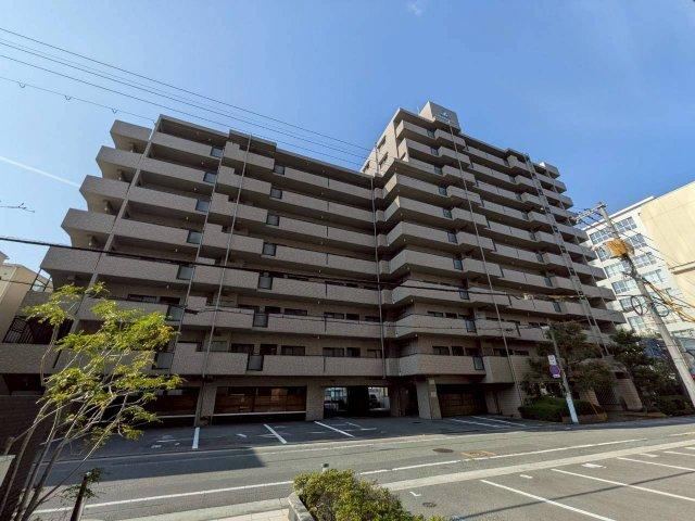 2LDK apartment in Kita Ward, Okayama - Photo 1
