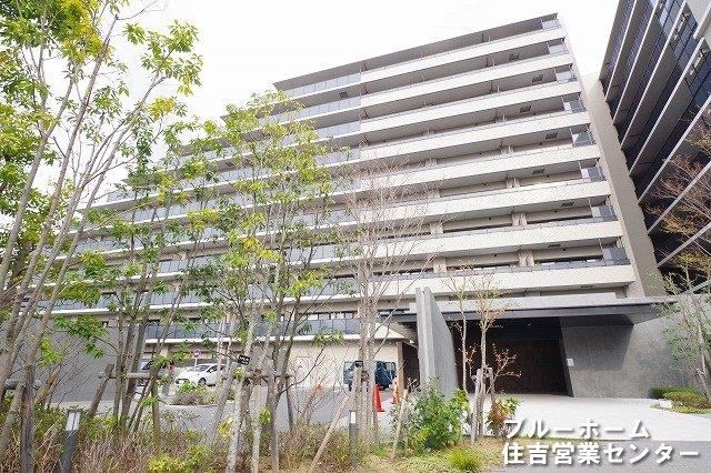 3LDK apartment in Sakai Ward, Sakai, Osaka - Photo 1