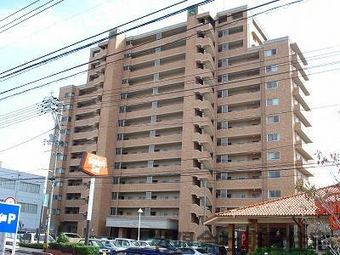 4LDK apartment in Matsue