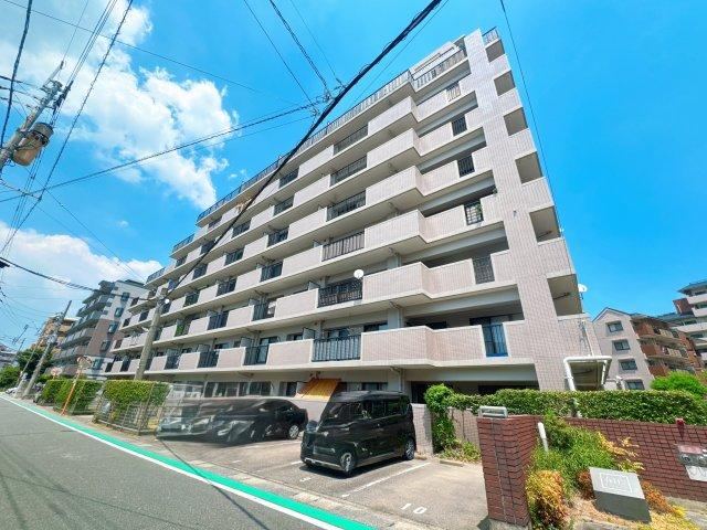 3LDK apartment in Kasuga, Fukuoka - Photo 1
