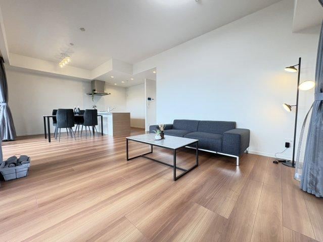2LDK apartment in Fuji, Shizuoka - Photo 1