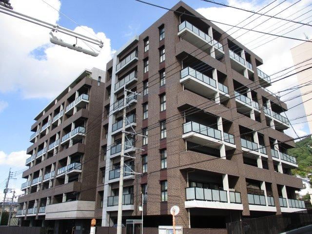 4LDK+S apartment in Kokurakita Ward, Kitakyushu, Fukuoka - Photo 1