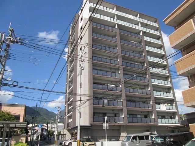 4LDK apartment in Beppu, Oita - Photo 1