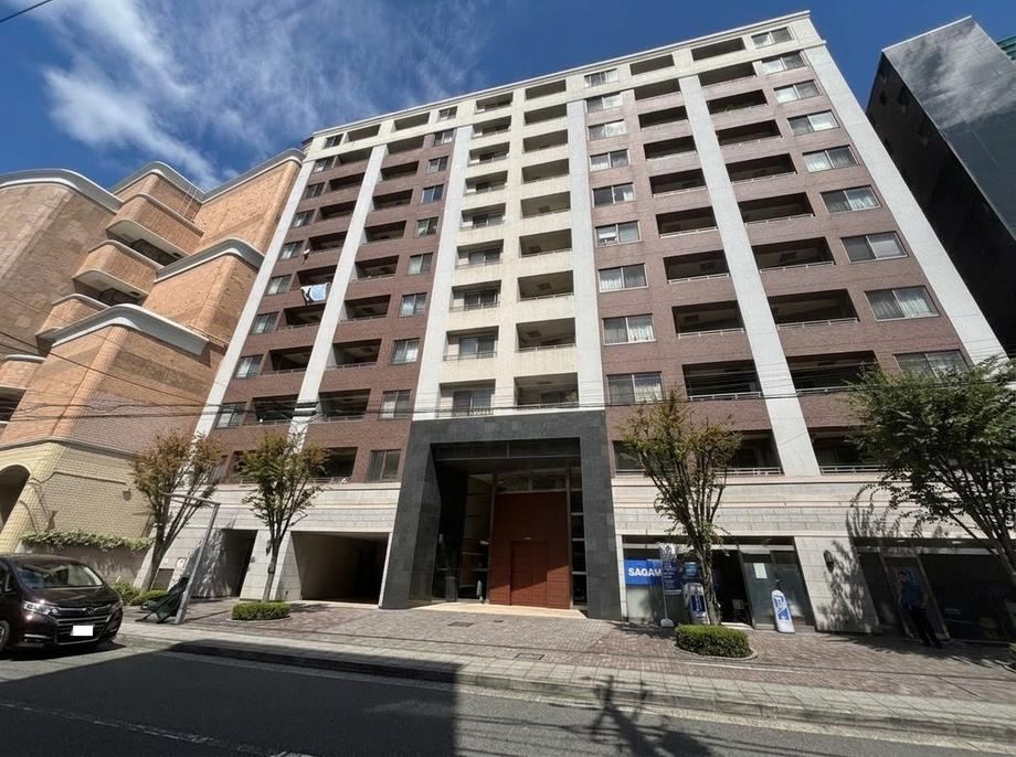 3LDK apartment in Naka Ward, Yokohama, Kanagawa - Photo 1