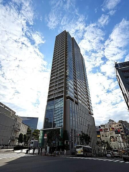 2LDK apartment in Shinagawa Ward, Tokyo - Photo 1