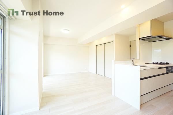 3LDK apartment in Tarumi Ward, Kobe, Hyogo - Photo 1