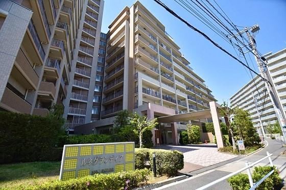 4LDK apartment in Machida, Tokyo - Photo 1